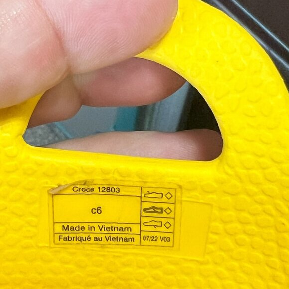 Crocs Toddler Rain Boots - Picture 6 of 8